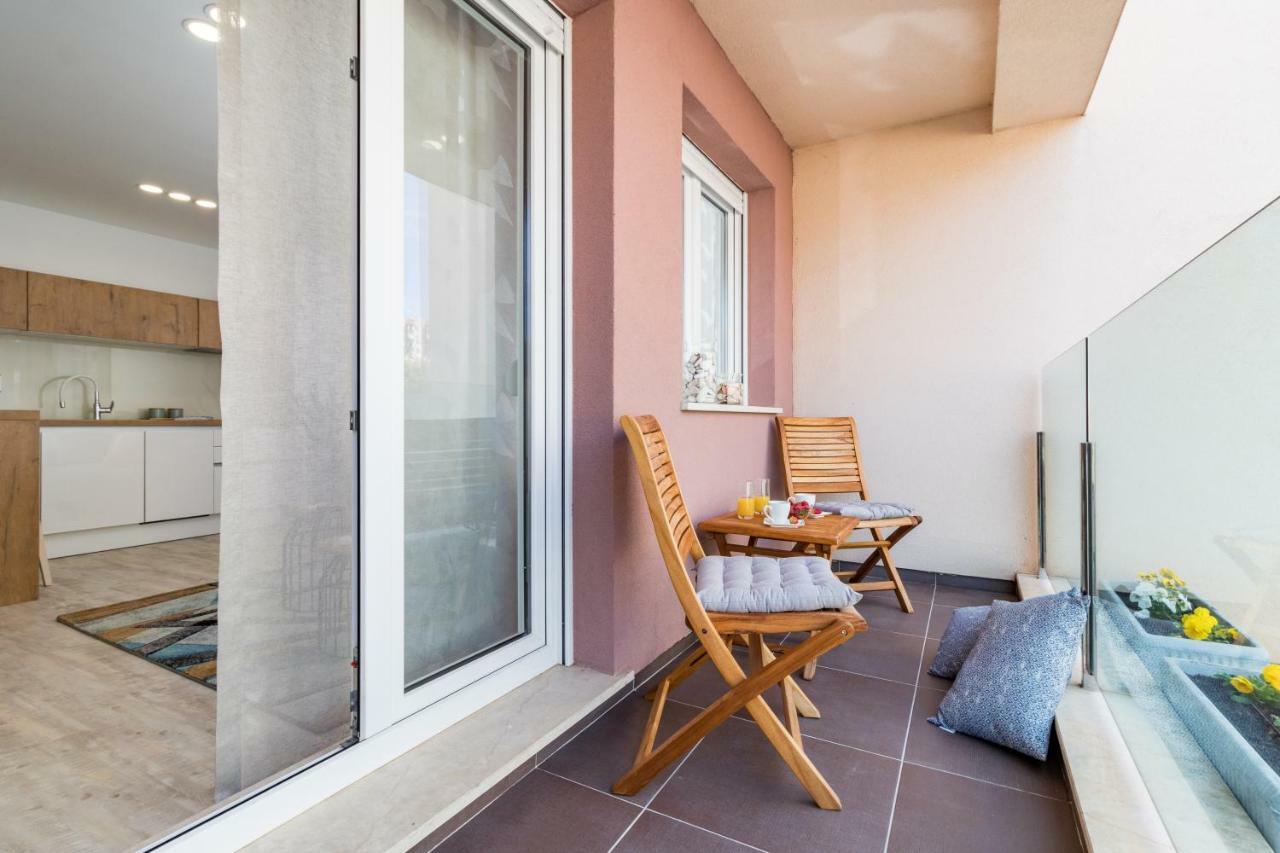 Ferienwohnung Monte Paradiso Deluxe Pula Exterior foto